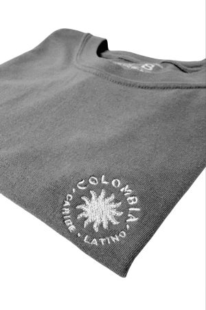 Camiseta Bordada Caribe Latino - Imagen 3